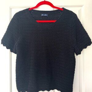 Black Gap Women's Scalloped Sweater